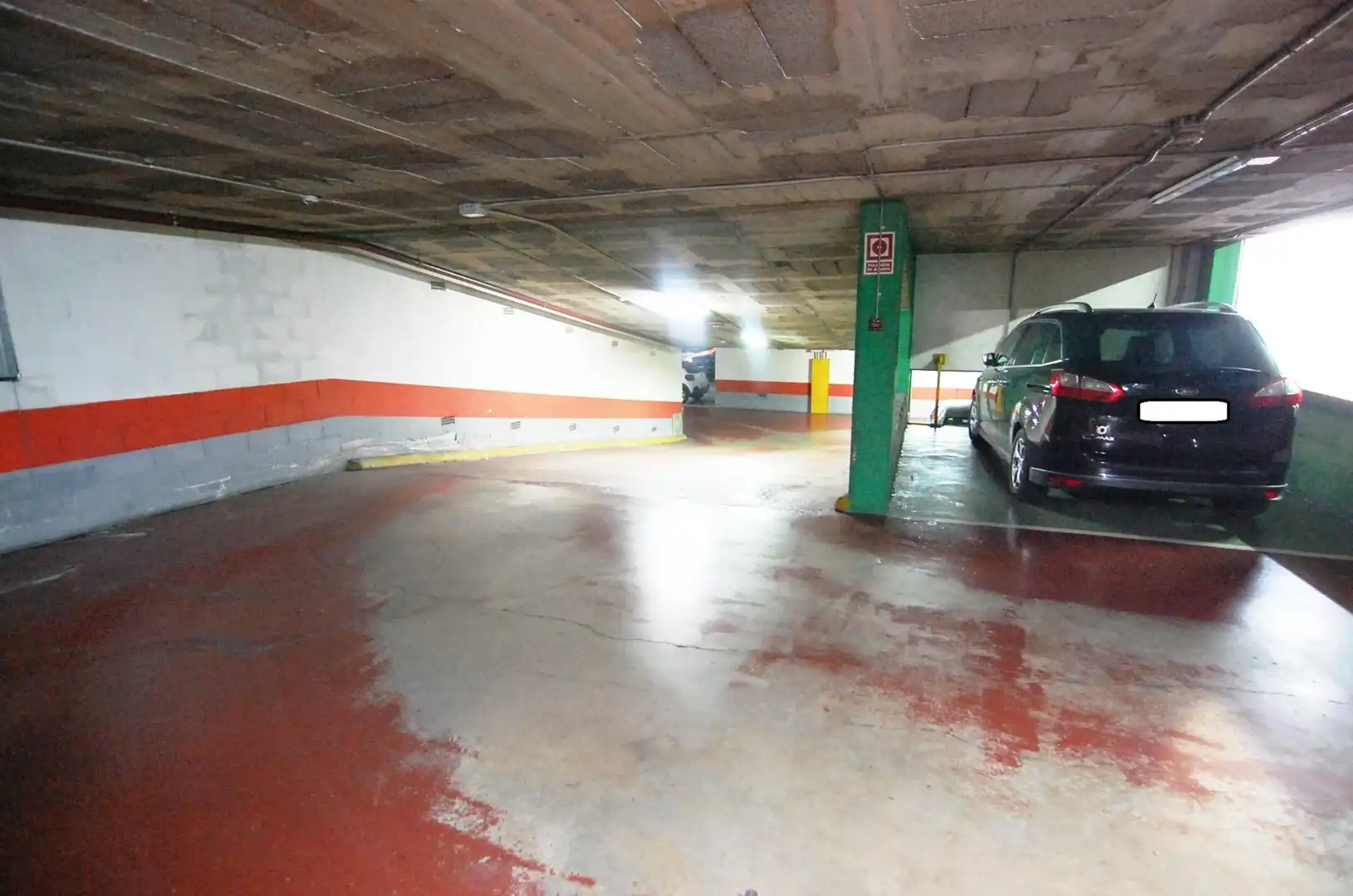 Aparcament de Garatge en venda en Badalona
