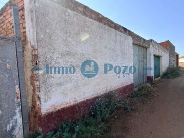 Wohnbaugrundstück zum Verkauf in Almendralejo