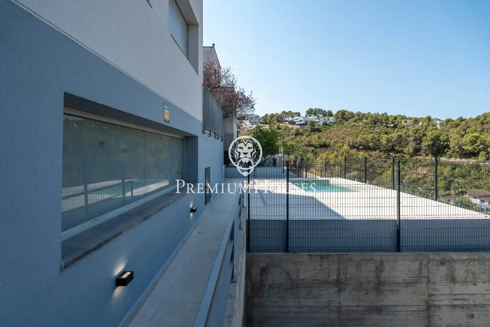 Piscina de Casa o chalet en venta en Sant Pere de Ribes con Aire acondicionado, Calefacción y Jardín privado