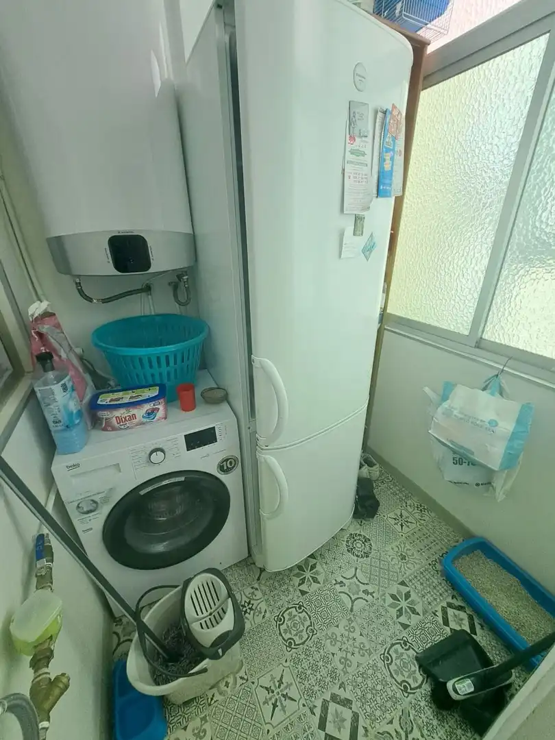 Cocina de Piso de alquiler en Granada con Aire acondicionado, Calefacción y Balcón