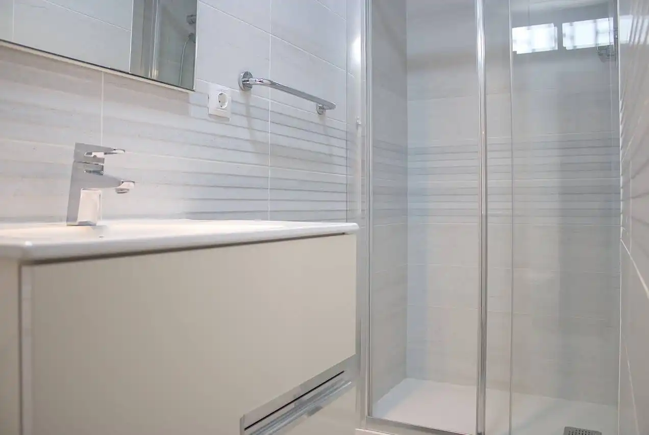 Badezimmer von Wohnung zur Miete in Las Palmas de Gran Canaria mit Terrasse und Abstellraum