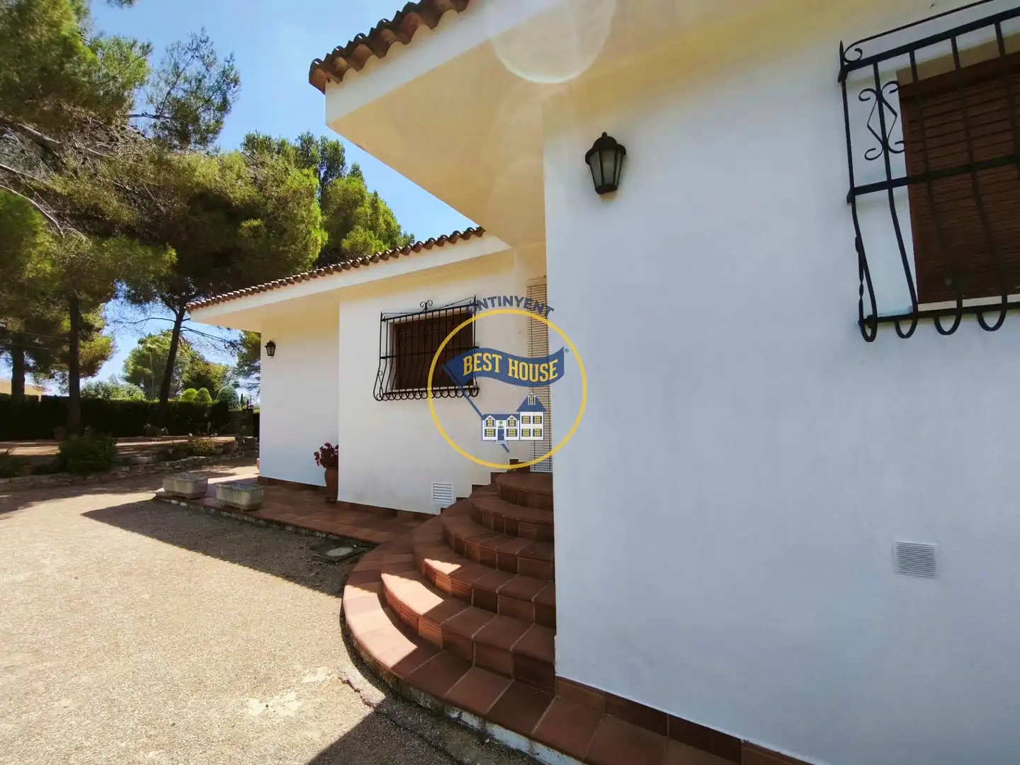Vista exterior de Casa o chalet en venta en Ontinyent con Aire acondicionado, Calefacción y Jardín privado