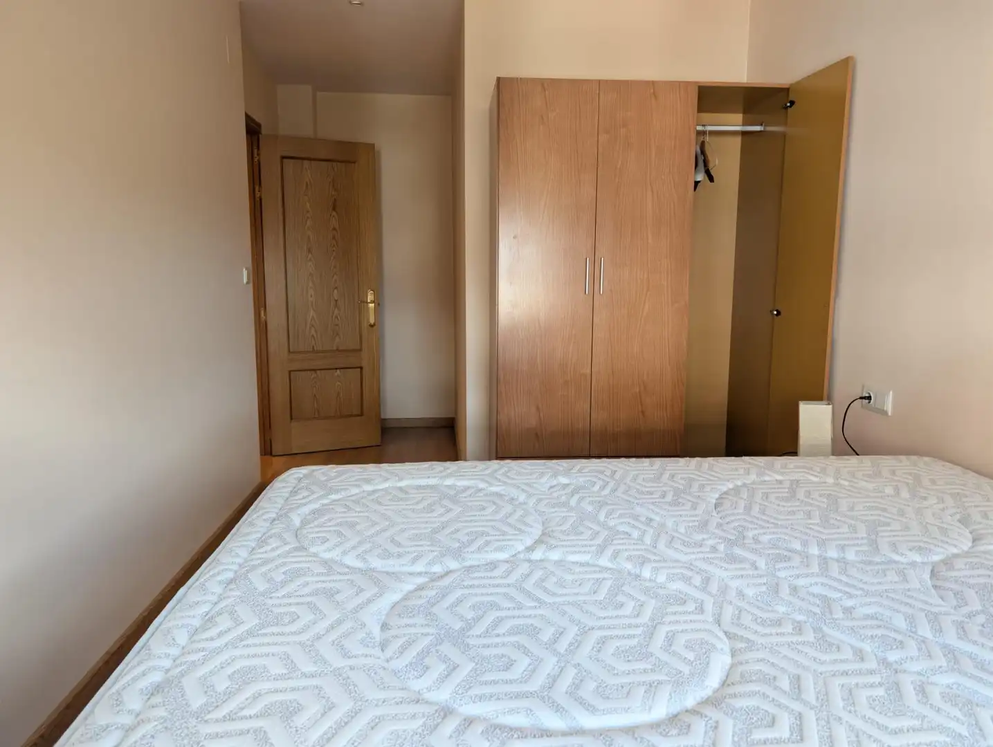 Habitación de Apartamento en venta en Flores de Sil - La Placa