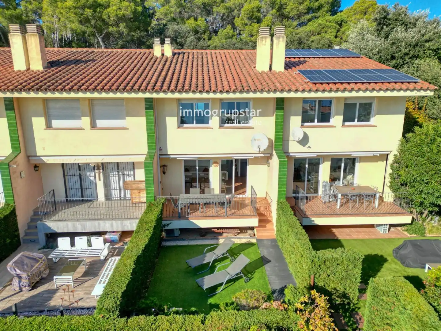 Jardí de Casa adosada en venda en Sant Feliu de Guíxols amb Aire condicionat, Calefacció i Piscina