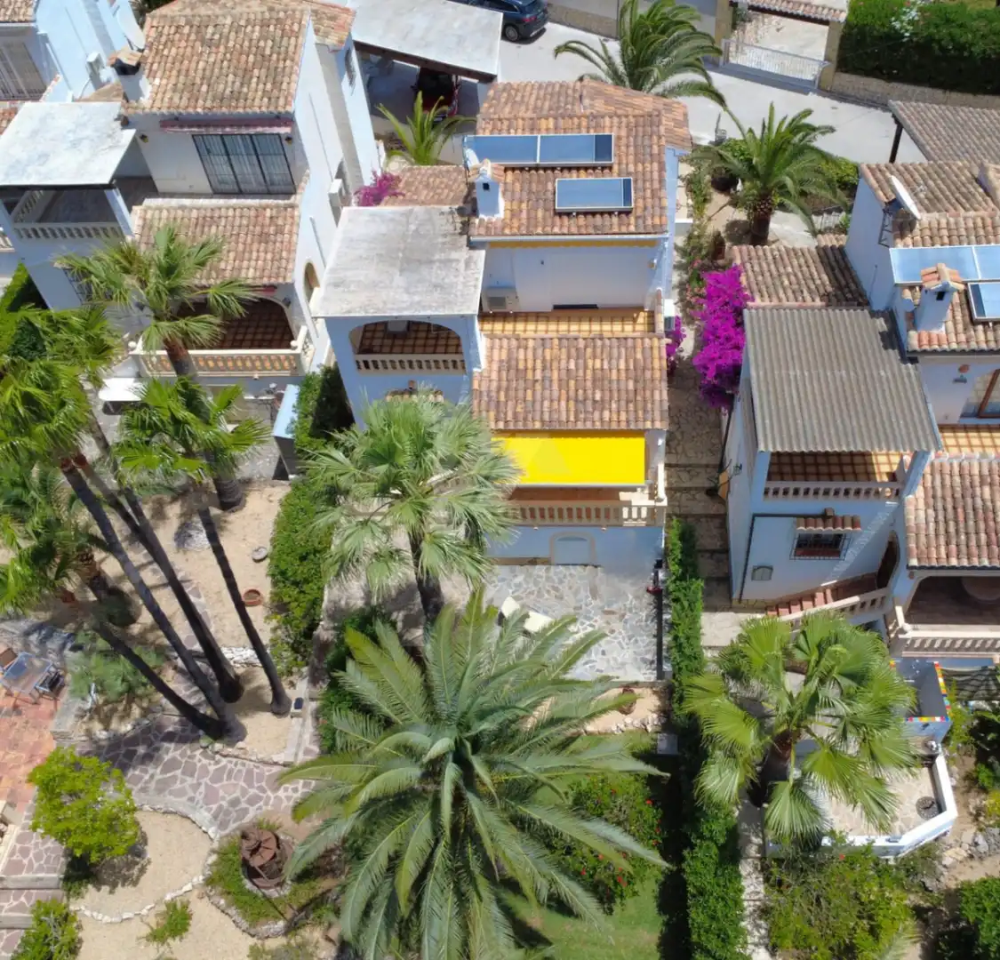 Vista exterior de Casa o chalet en venta en Moraira con Aire acondicionado, Calefacción y Jardín privado