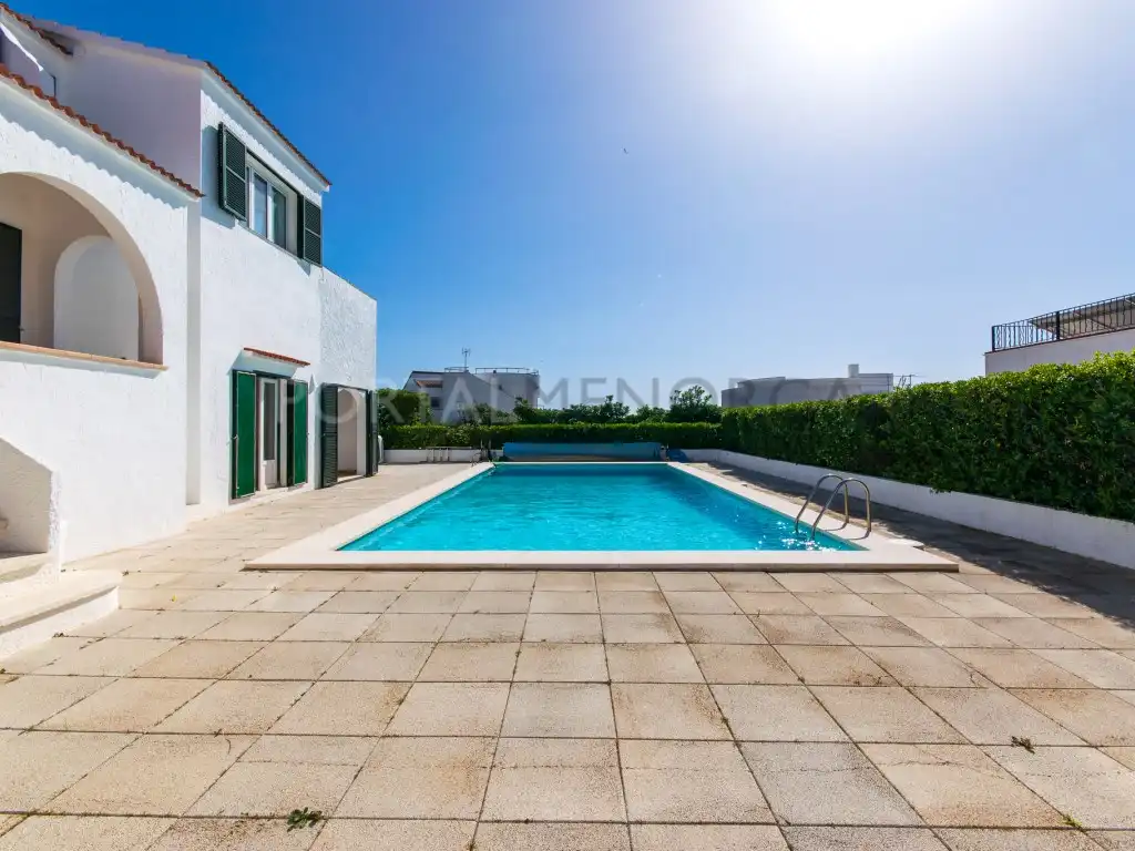 Piscina de Casa o xalet en venda en Sant Lluís amb Terrassa i Piscina