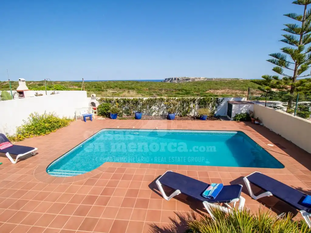 Swimming pool of Houses for sale in Maó - Mahón  with Air Conditioner, Private garden and Swimming Pool