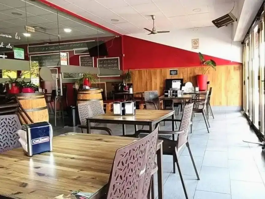 Gewerbefläche zur Übernahme in Carretera C-17, Km 27 Centro Comercial, 08480 sant jordi, Barcelona 1