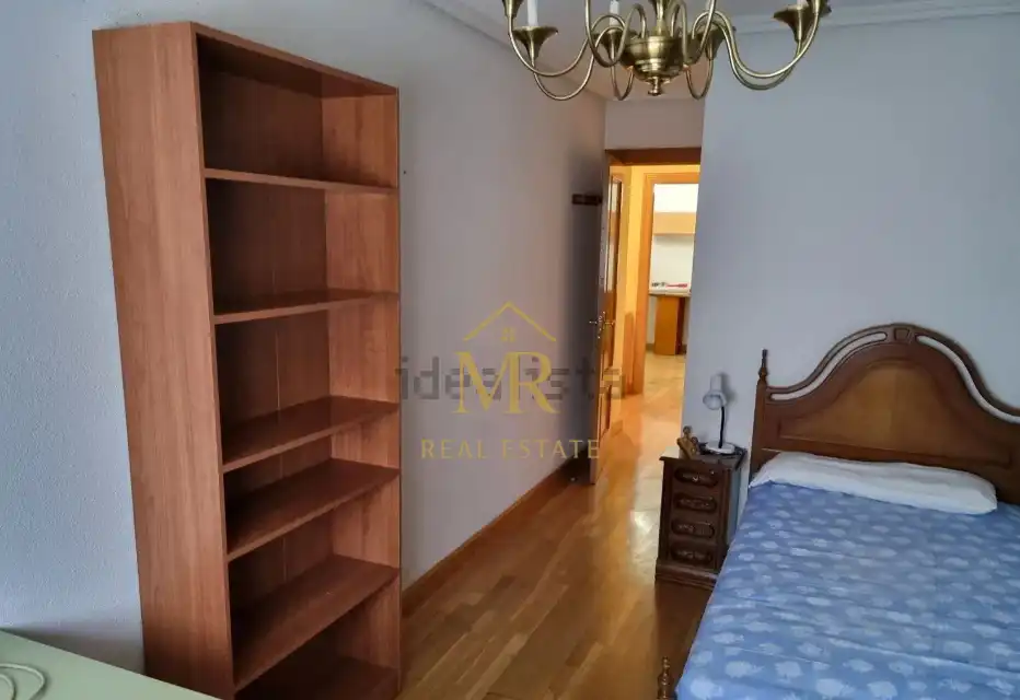 Habitación de Piso de alquiler en Salamanca con Calefacción, Parquet y Amueblado