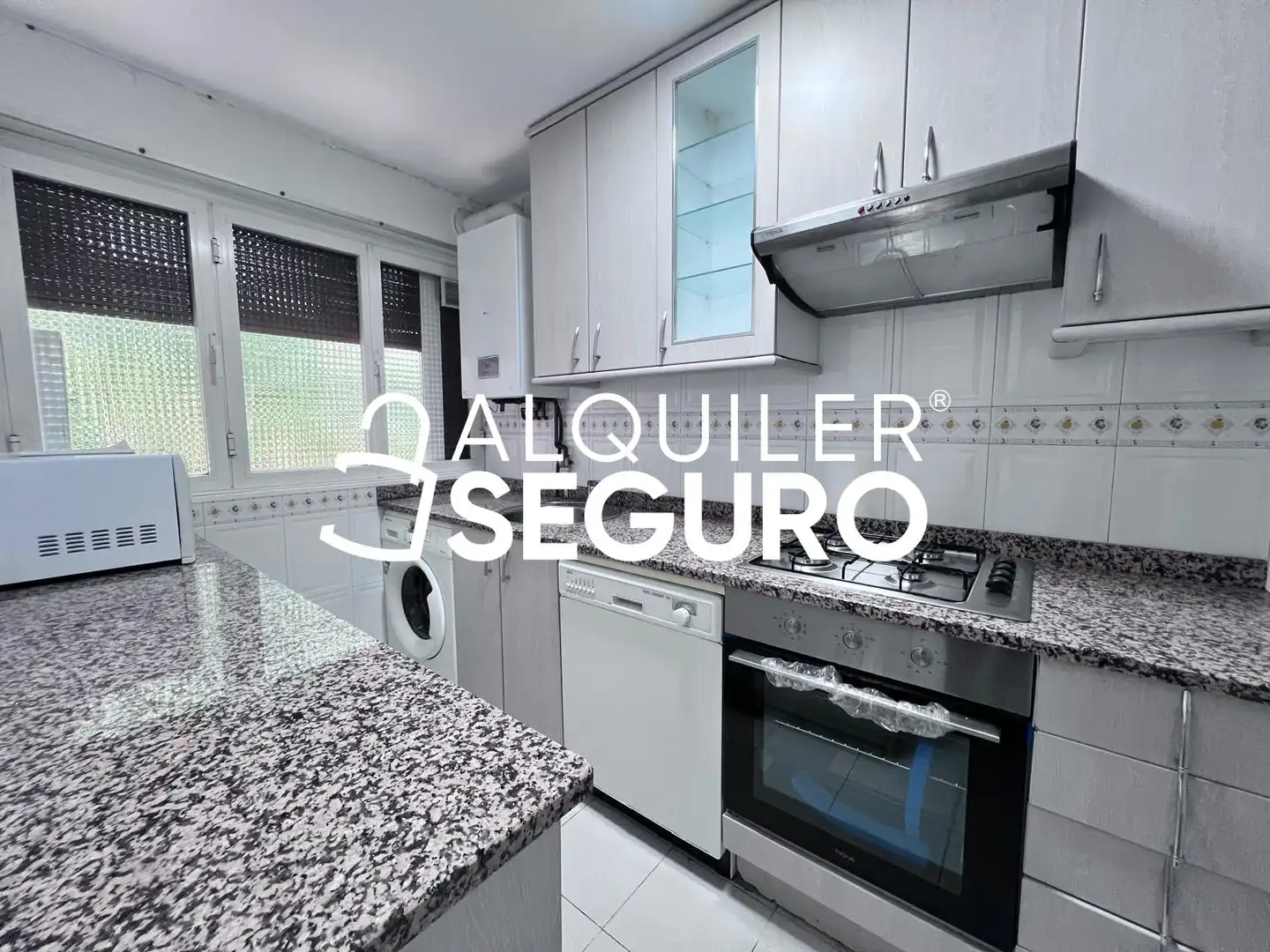 Cocina de Piso de alquiler en Madrid con Aire acondicionado, Calefacción y Amueblado