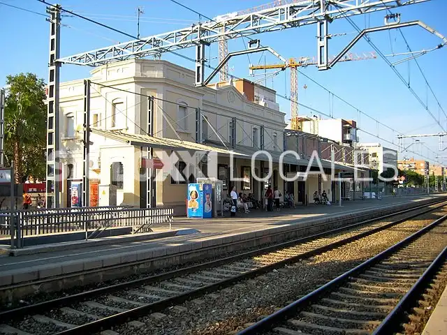 Vista exterior de Local de alquiler en Castelldefels con Aire acondicionado