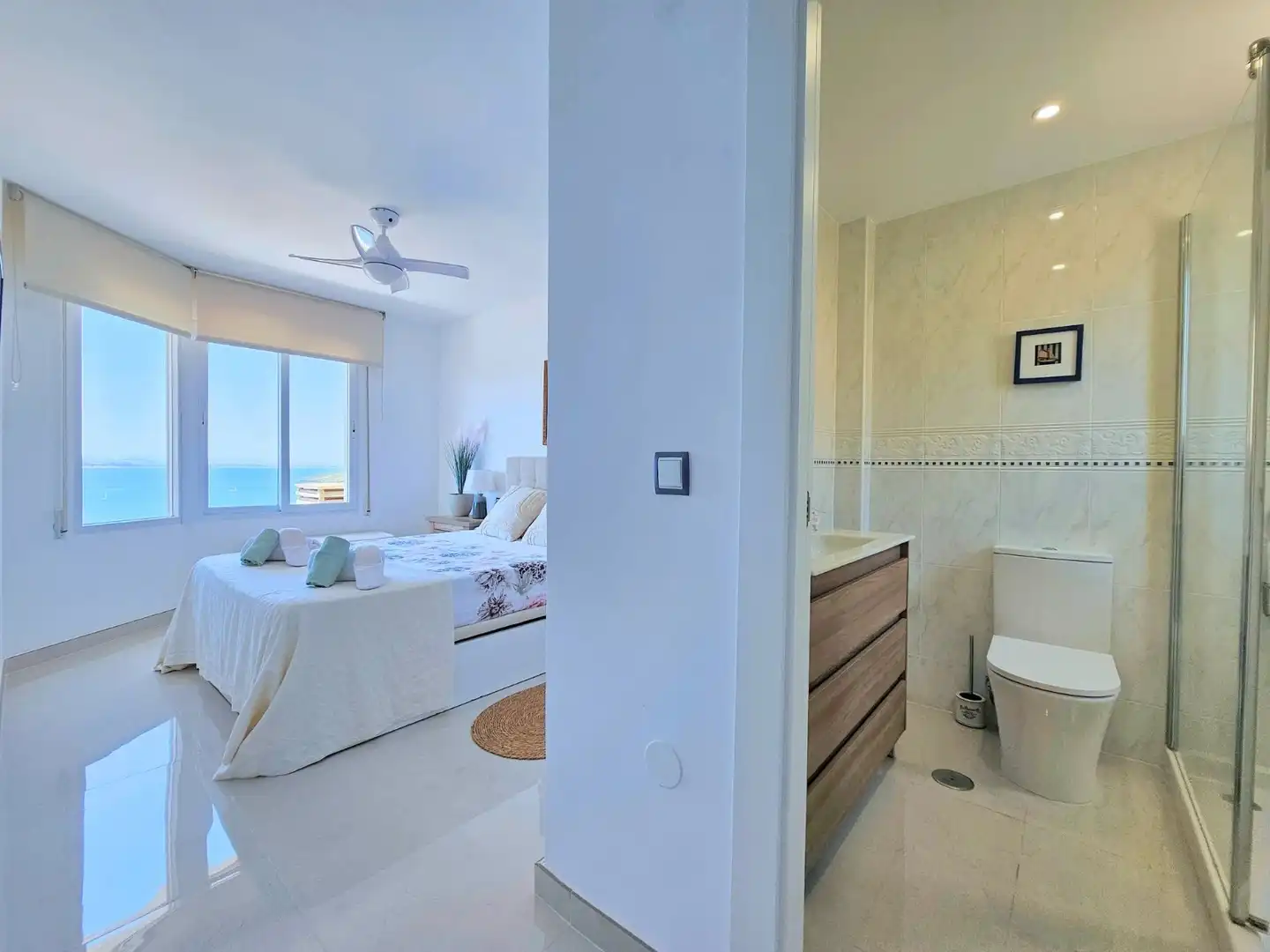 Bathroom of Ground floor for rent in La Manga del Mar Menor  with Air Conditioner, Heating and Terrace