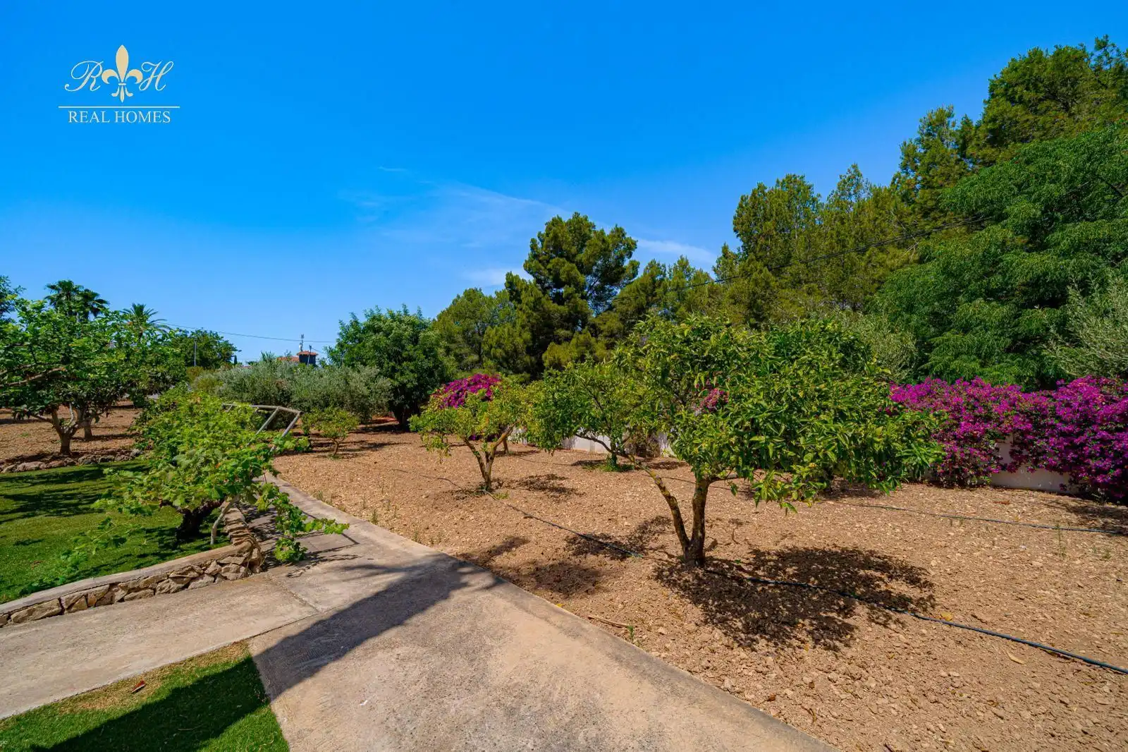 Garden of Houses for sale in L'Alfàs del Pi  with Air Conditioner, Terrace and Swimming Pool