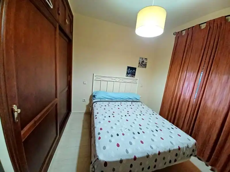 Dormitori de Finca rústica en venda en Estepona amb Jardí privat, Terrassa i Traster