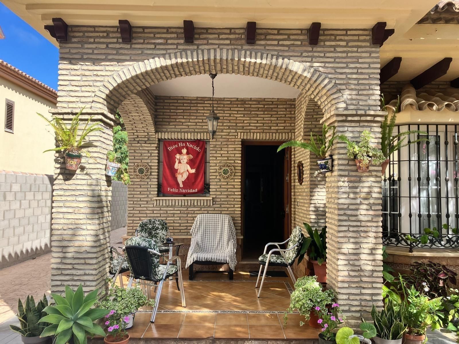 House or chalet for sale in Chiclana de la Frontera  with Private garden and Terrace