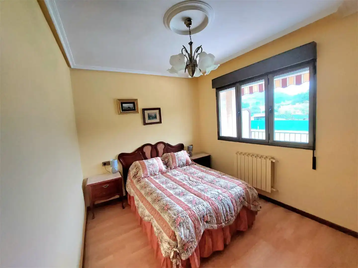Habitación de Casa o chalet en venta en Gijón  con Piscina