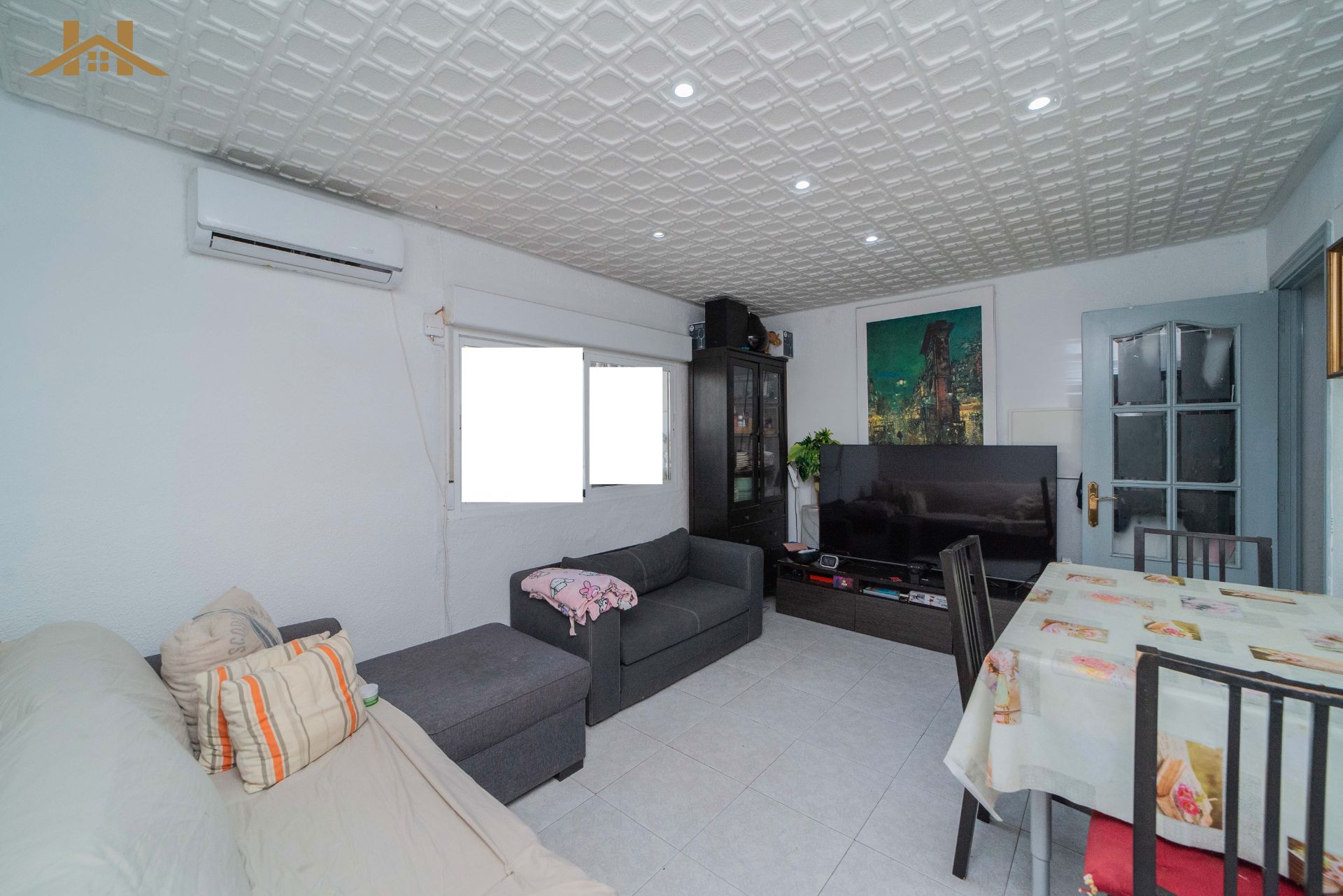 Sala d'estar de Pis en venda en Leganés amb Aire condicionat i Moblat
