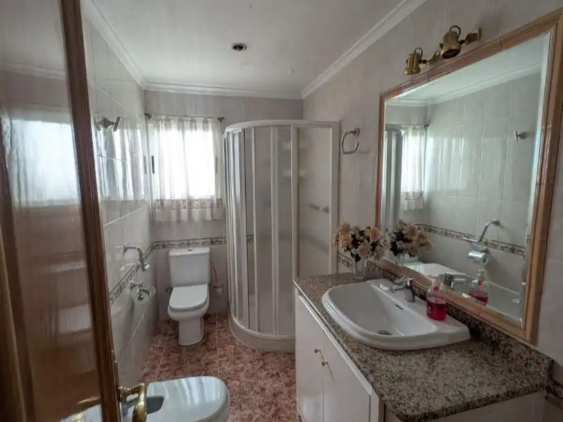 Baño de Piso en venta en Alcantarilla con Aire acondicionado y Terraza