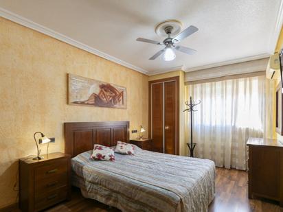 Bedroom of Flat for sale in Cartagena  with Air Conditioner, Terrace and Oven