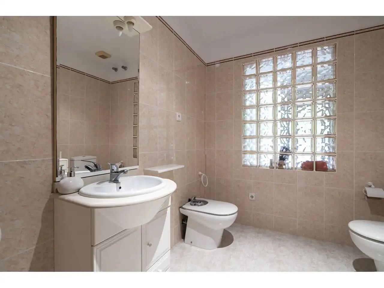 Bathroom of Houses for sale in Cullera  with Air Conditioner and Terrace