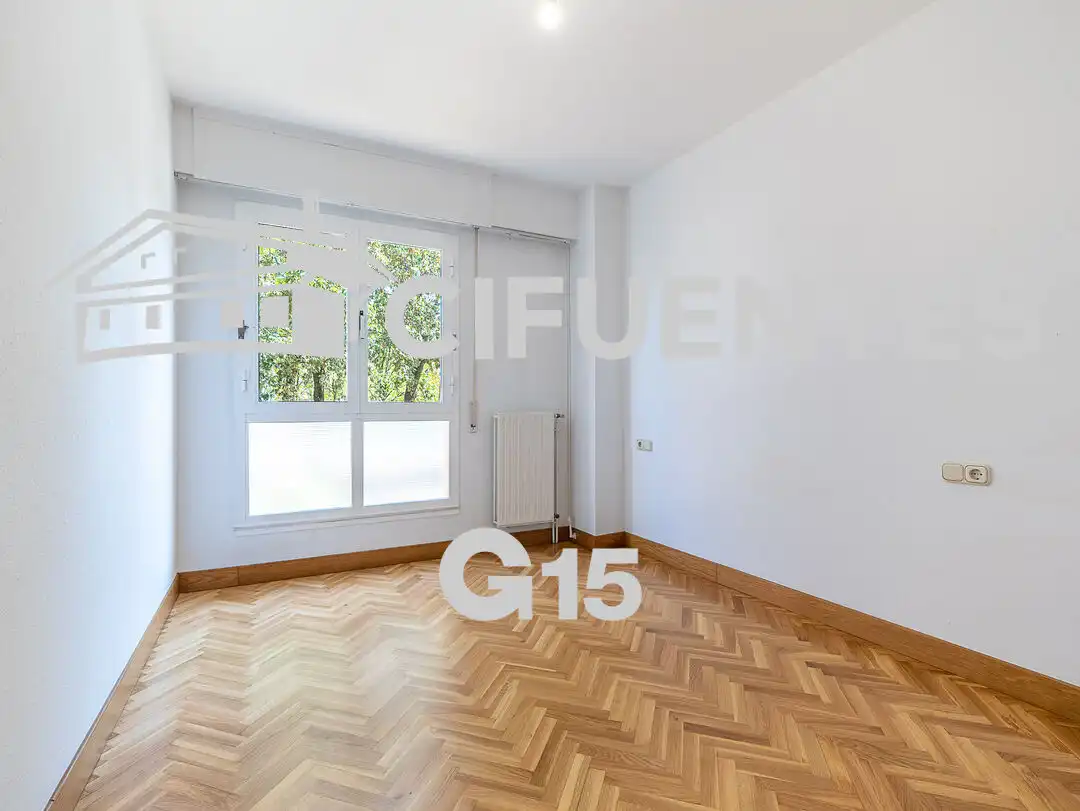 Flat with lift for sale in Txomin Agirre Pasealekua, imagen 18