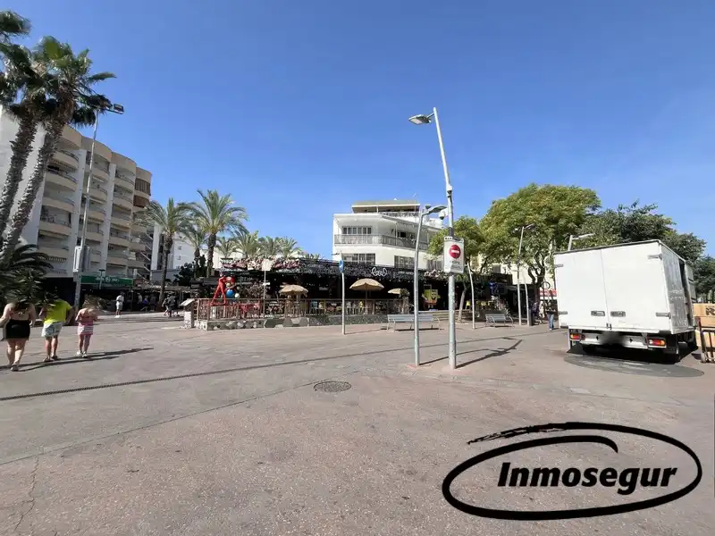 Business premises for sale in Carrer de Barbastre, imagen 9