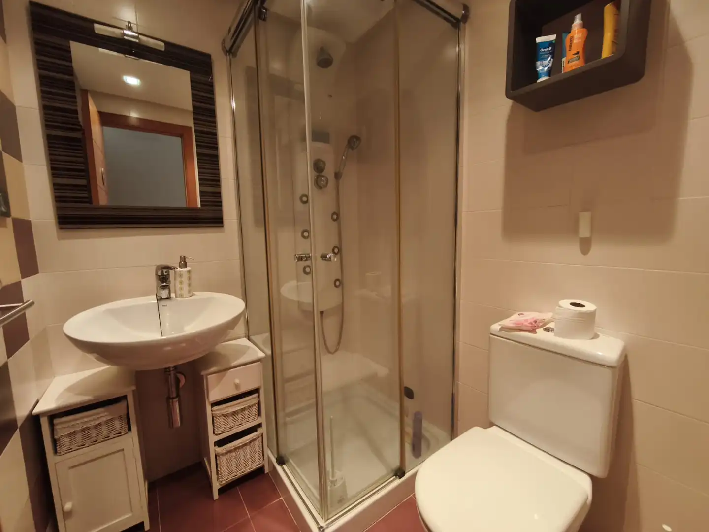 Baño de Piso en venta en Roquetas de Mar con Aire acondicionado, Calefacción y Terraza