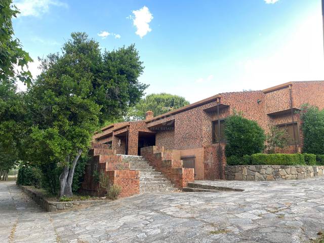 Casa-chalet en Venta en Robledo de Chavela