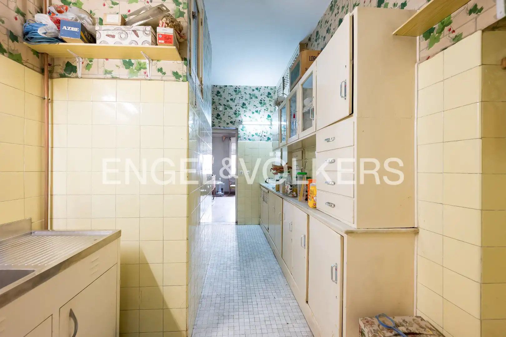 Küche von Wohnung zum Verkauf in Madrid mit Heizung, Parkett und Abstellraum