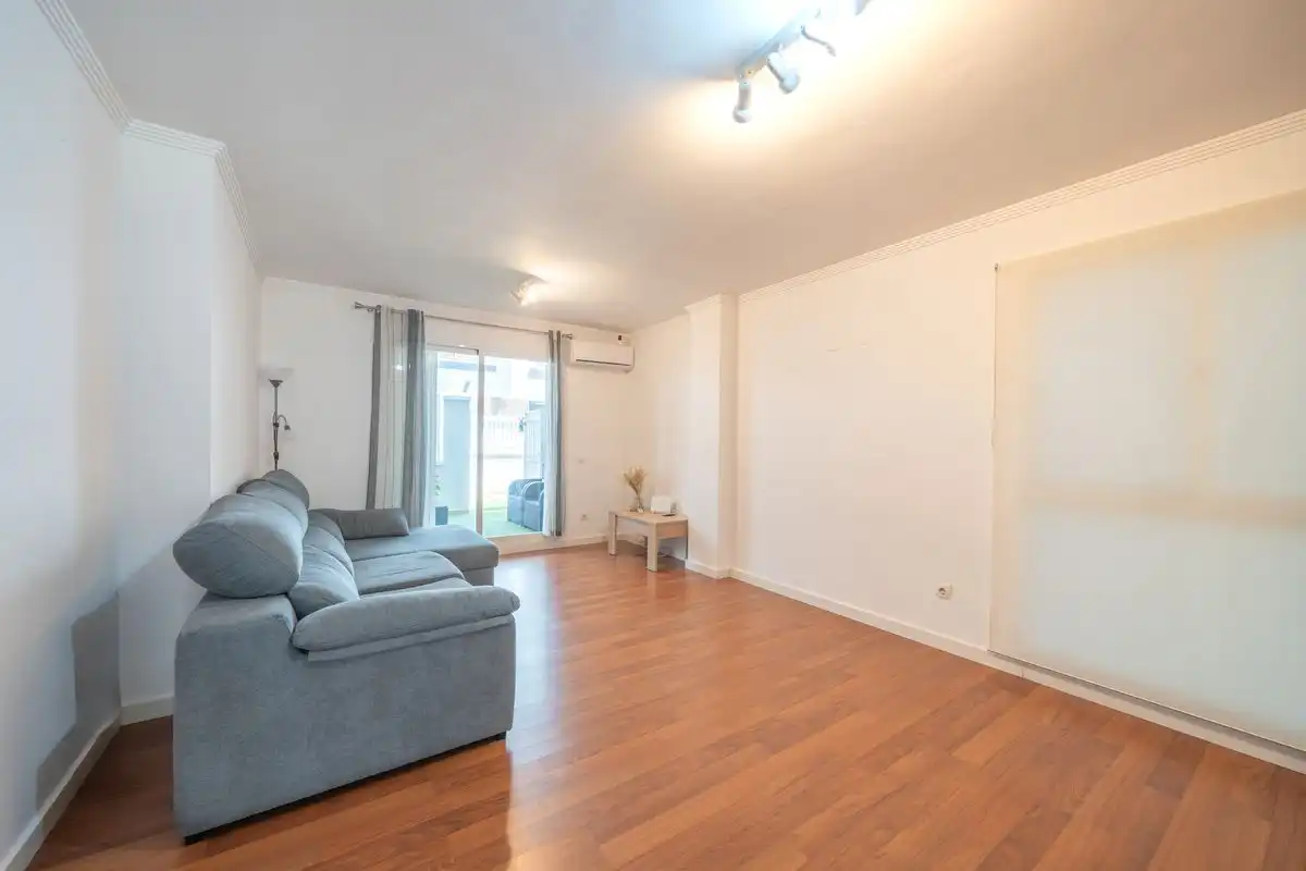 Wohnzimmer von Erdgeschoss zum Verkauf in Dénia mit Klimaanlage, Heizung und Terrasse