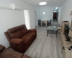 Sala d'estar de Pis de lloguer en Málaga Capital amb Aire condicionat i Moblat