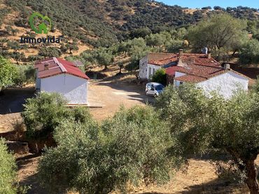 Casa rústica en venda a Villaviciosa de Córdoba