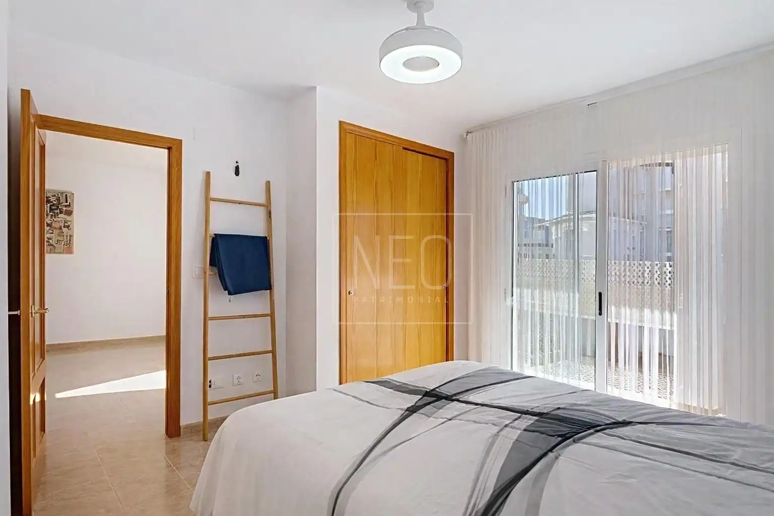 Schlafzimmer von Wohnung zum Verkauf in Piles mit Klimaanlage, Heizung und Terrasse