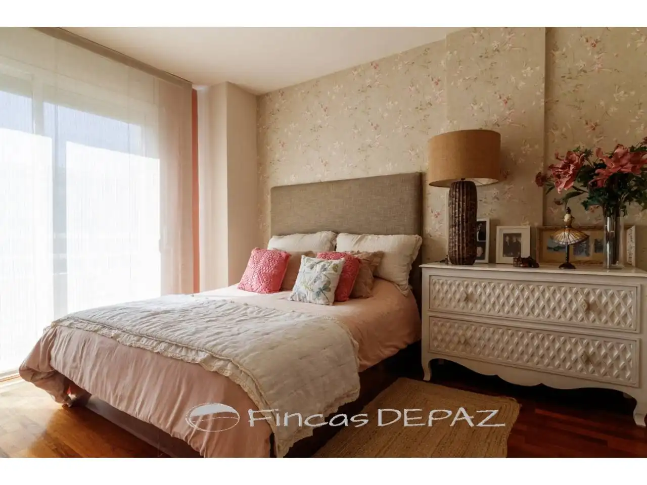 Bedroom of Detached homes for sale in Castelldefels  with Air Conditioner, Heating and Terrace