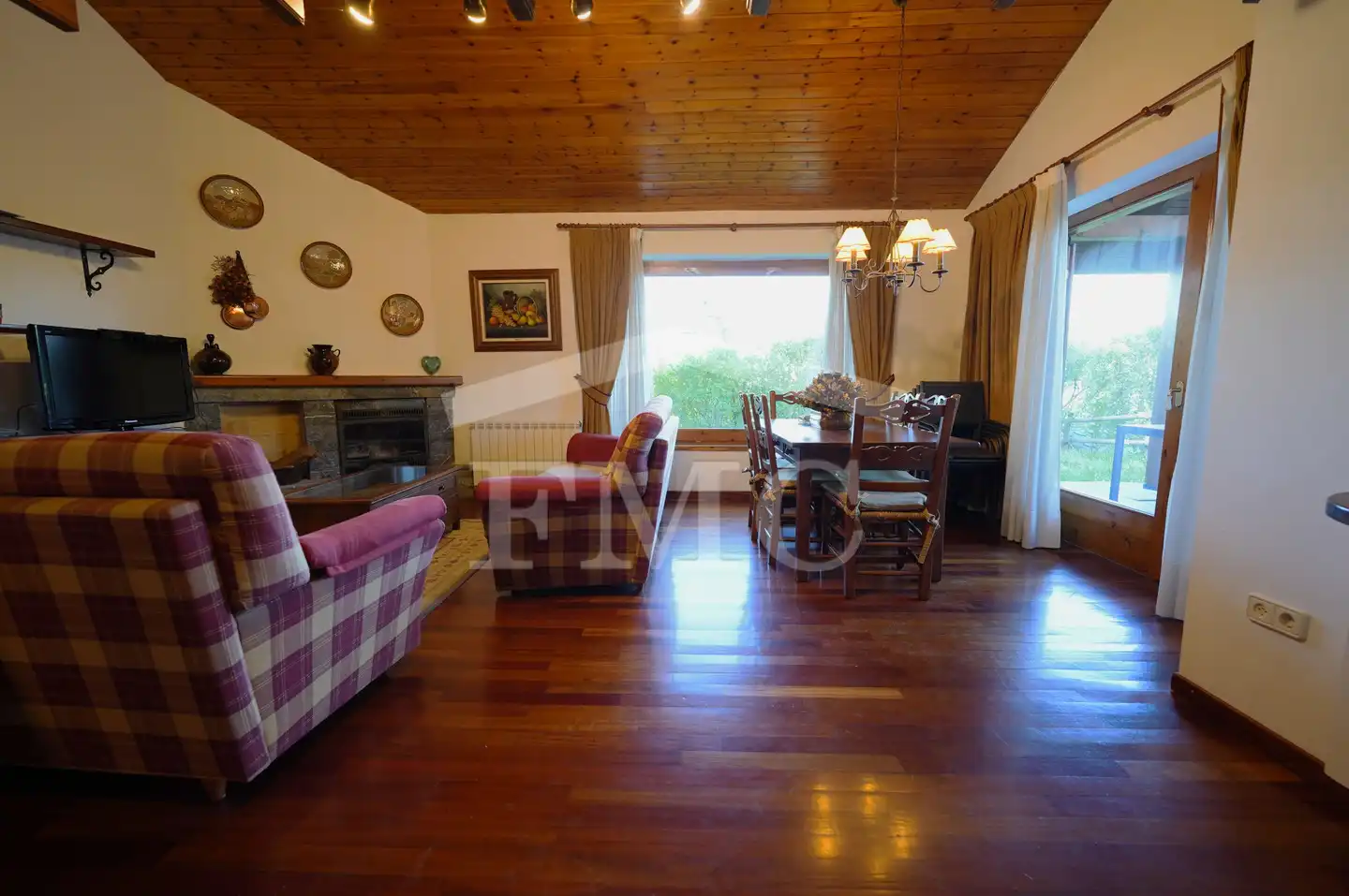 Living room of Houses for rent in Alp poble