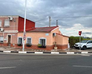 Vista exterior de Casa adosada de lloguer en Orihuela amb Aire condicionat, Moblat i Forn