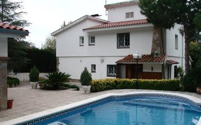 Swimming pool of House or chalet for sale in Pallejà  with Swimming Pool