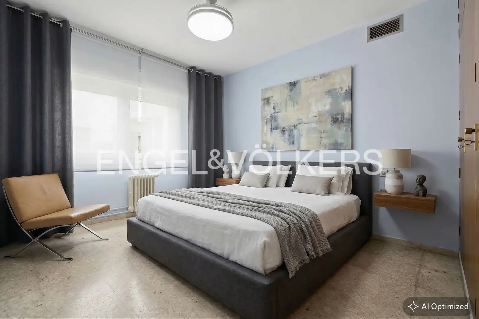 Bedroom of Flat for sale in Sevilla  with Air Conditioner, Heating and Balcony