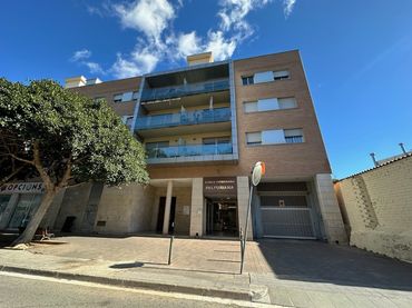 Parcheggio con ascensore in vendita a Av Riera de la Bisbal