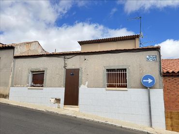 Terraced house for sale in Calle Fe