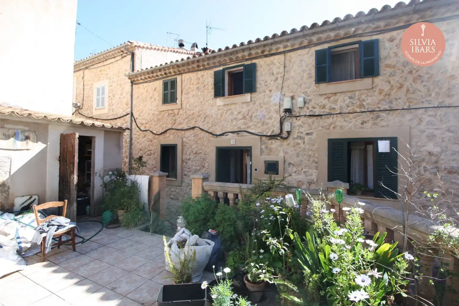Detached house with garden for sale in es gorg 1