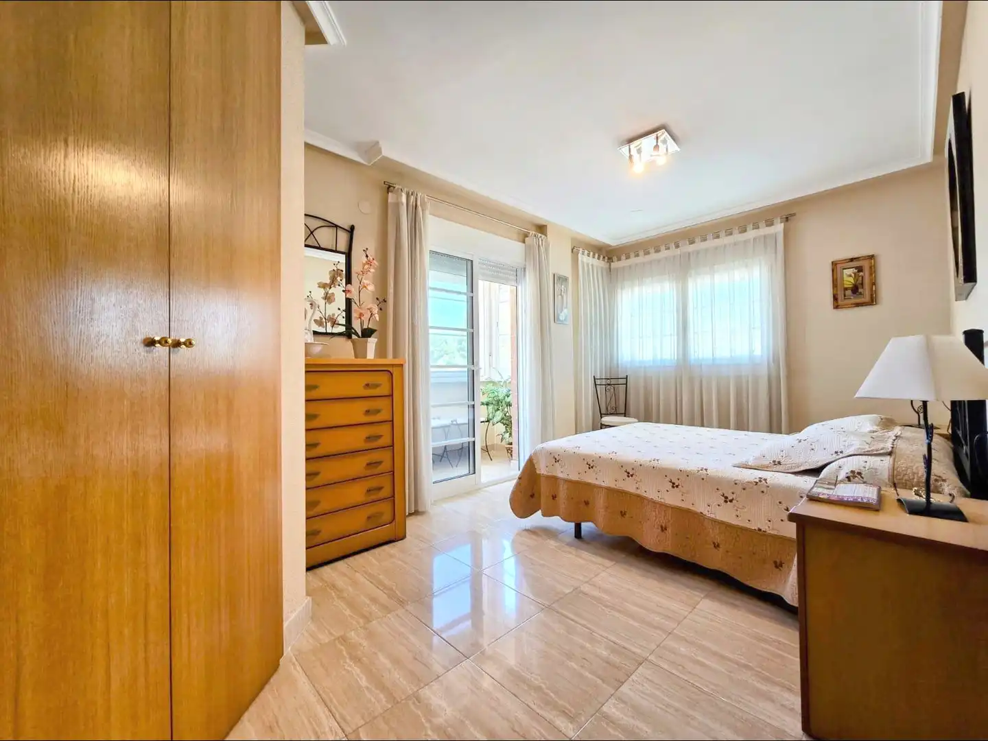 Dormitori de Casa o xalet en venda en Aspe amb Jardí privat, Terrassa i Traster