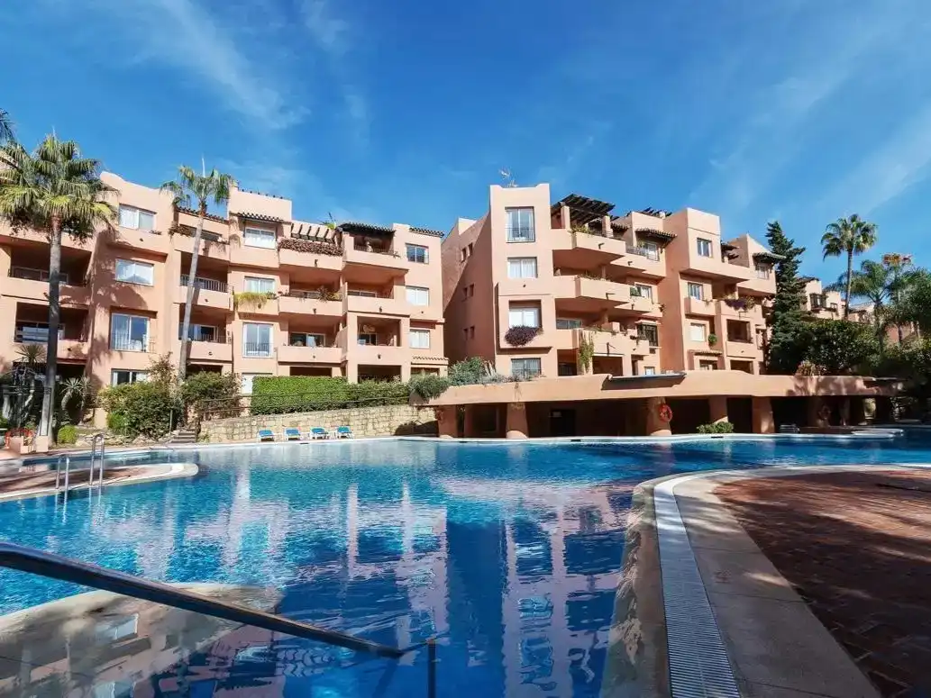 Exterior view of Flat for rent in Milla de Oro