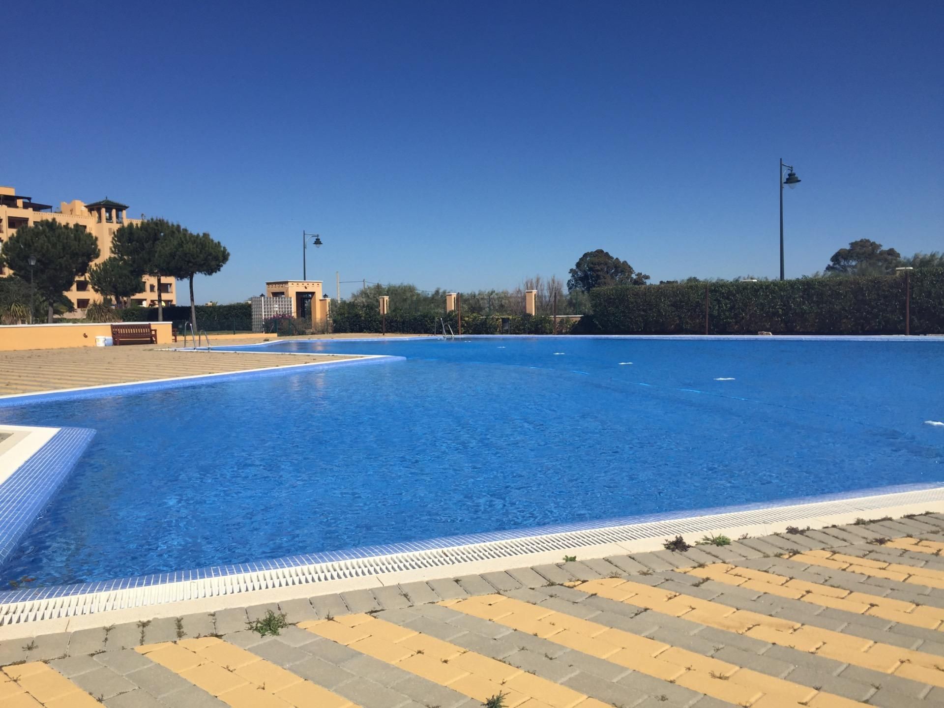 Piscina de Apartament en venda en Ayamonte amb Calefacció, Jardí privat i Terrassa