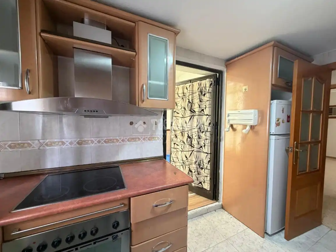 Kitchen of Flat for sale in Sevilla