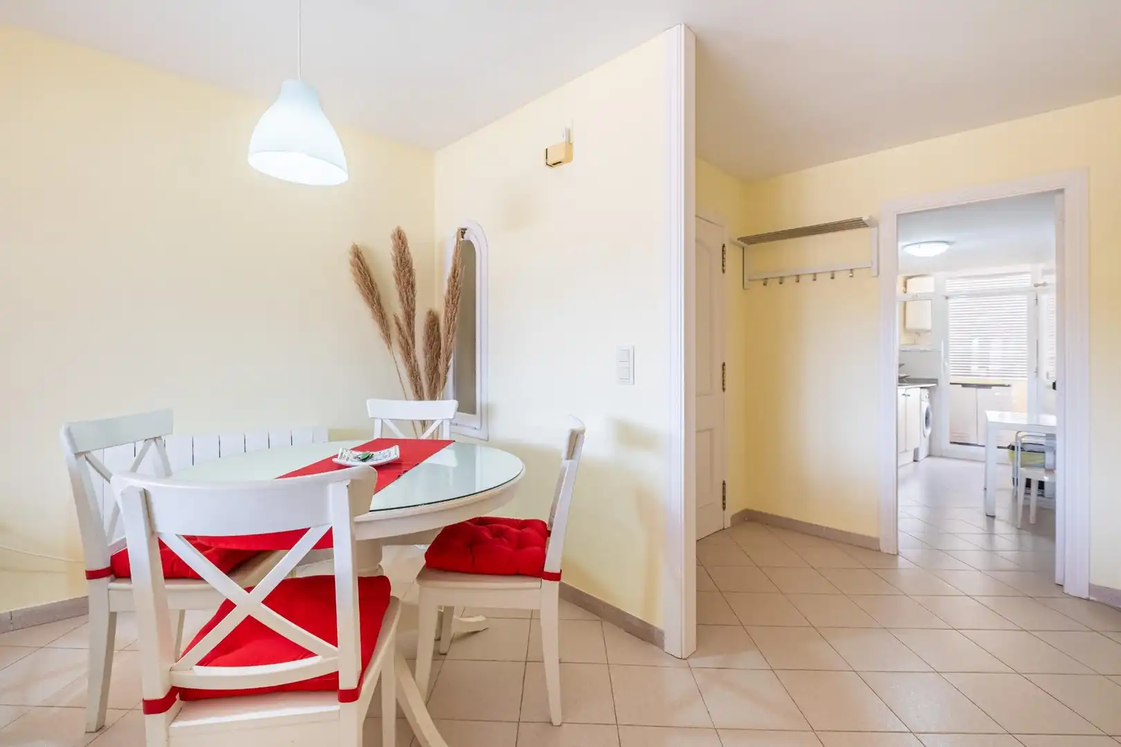 Apartment with pool to rent in Montañar - El Arenal, imagen 5