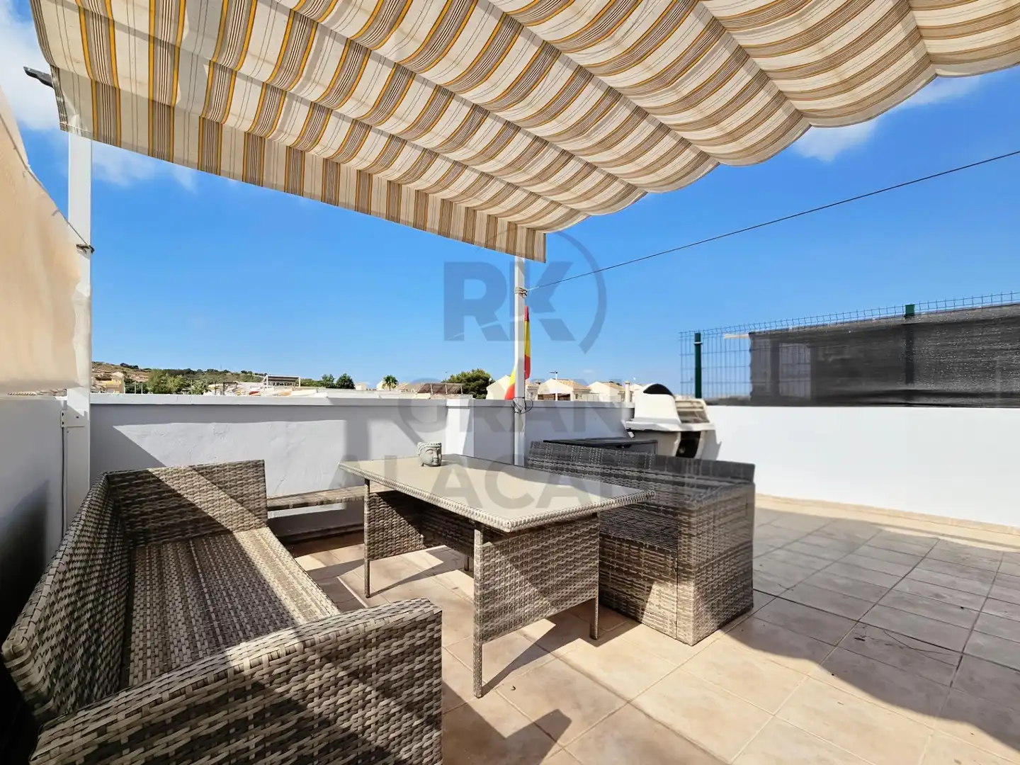 Terrassa de Àtic en venda en Santa Pola amb Aire condicionat, Calefacció i Moblat