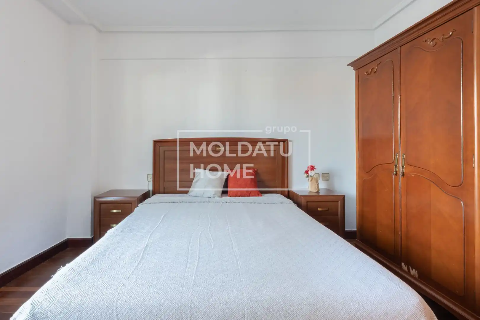 Habitación de Piso en venta en Lemoa con Calefacción, Terraza y Trastero