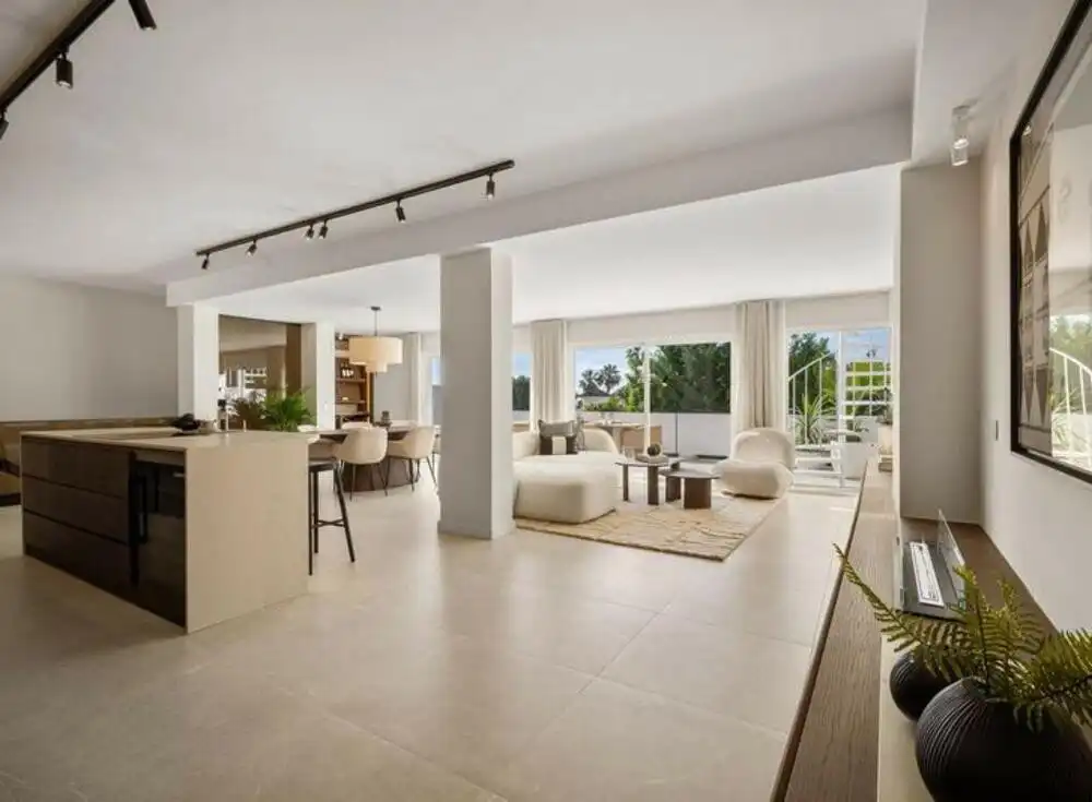 Reihenhaus mit Pool zum Verkauf in Nueva Andalucía, imagen 3