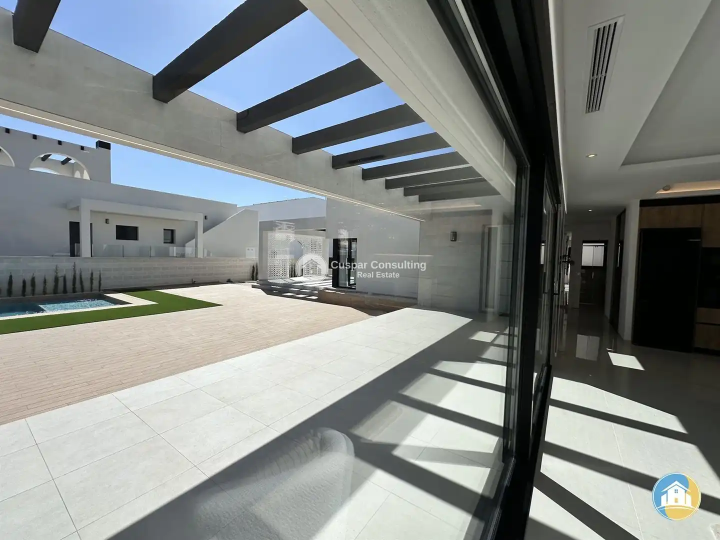 Chalet con piscina en venta en Doña Pepa, imagen 8